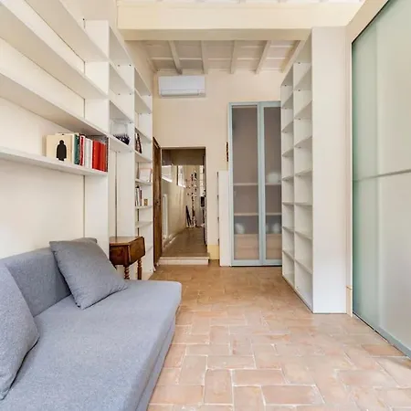 Relax Like Home, Piazza Santa Croce, With Balcony Florence