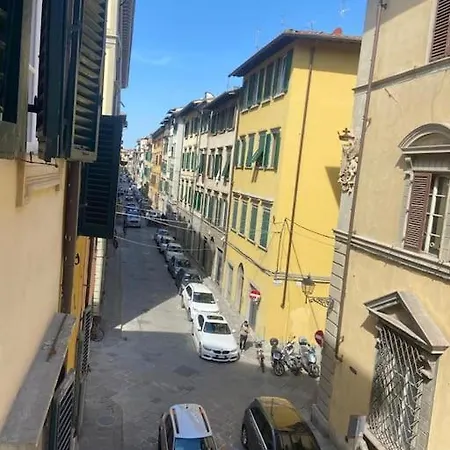 Relax Like Home, Piazza Santa Croce, With Balcony