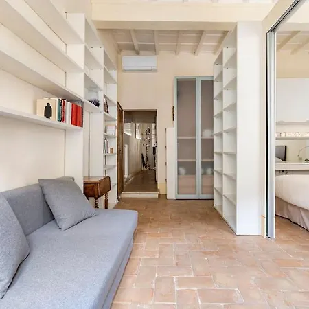 Relax Like Home, Piazza Santa Croce, With Balcony Apartment