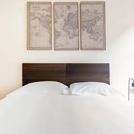 Relax Like Home, Piazza Santa Croce, With Balcony Apartment Florence