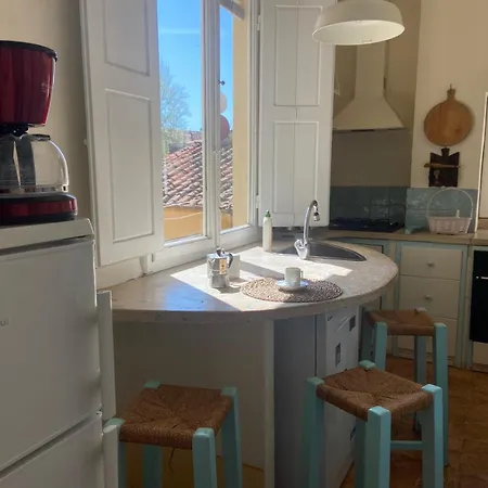 Apartment Relax Like Home, Piazza Santa Croce, With Balcony