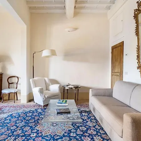 Relax Like Home, Piazza Santa Croce, With Balcony *